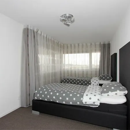 Apartment De Overtoom 58 *
